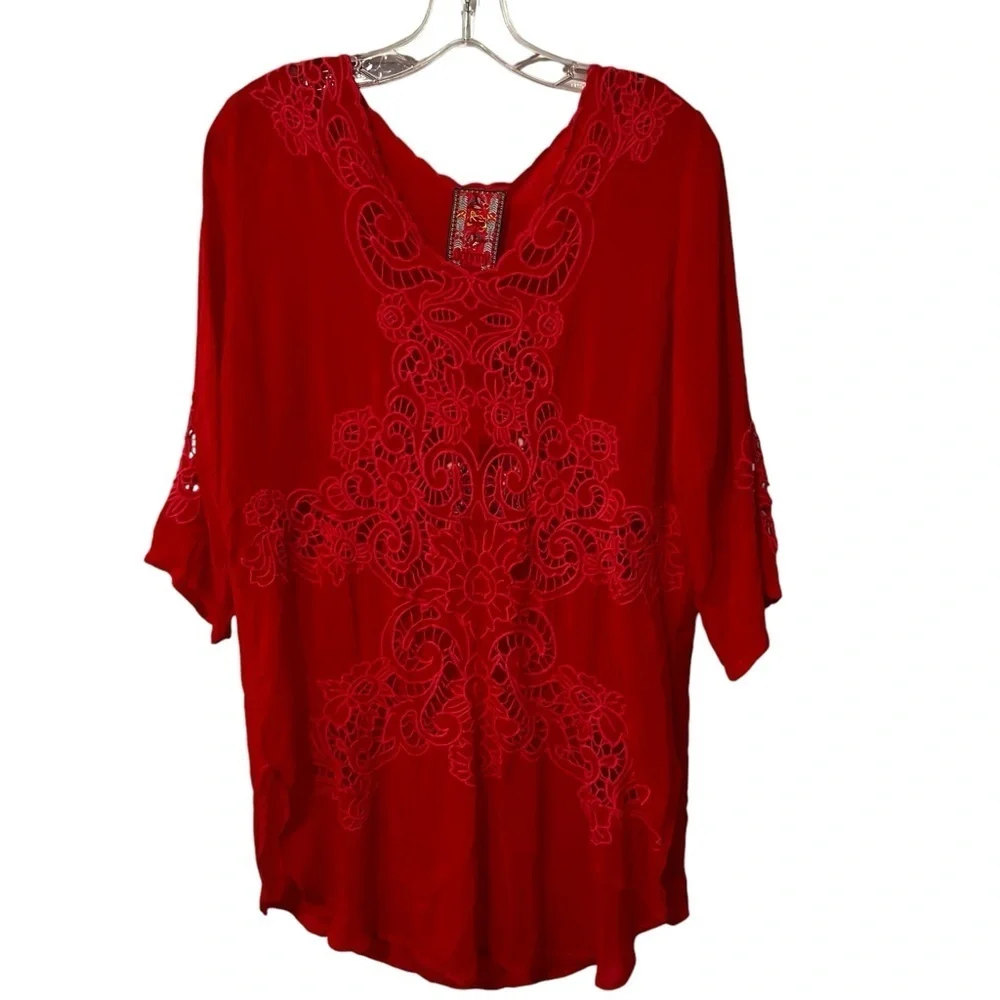 NWT Johnny Was Arlene appliqué Red Lace Tunic top with scoop neck 3/4 sleeves